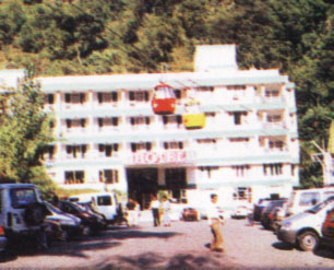 K.K.TRAMS & RESORTS , Kasauli himachal pradesh discount tariff and packages sesonal and off seson