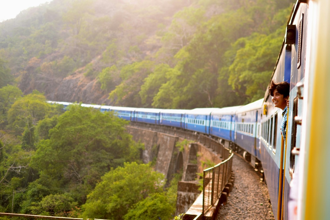 Himachal Pradesh Luxury Toy Train Tour